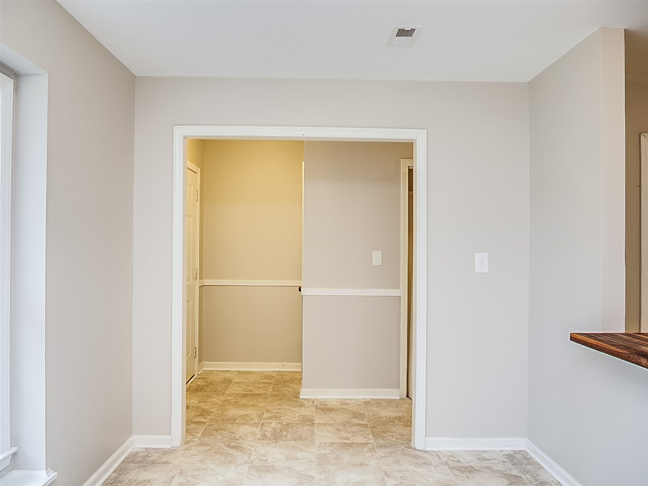 653 Bashford Road Raleigh, NC 27606 - Photo 8 of 20 Photo 8