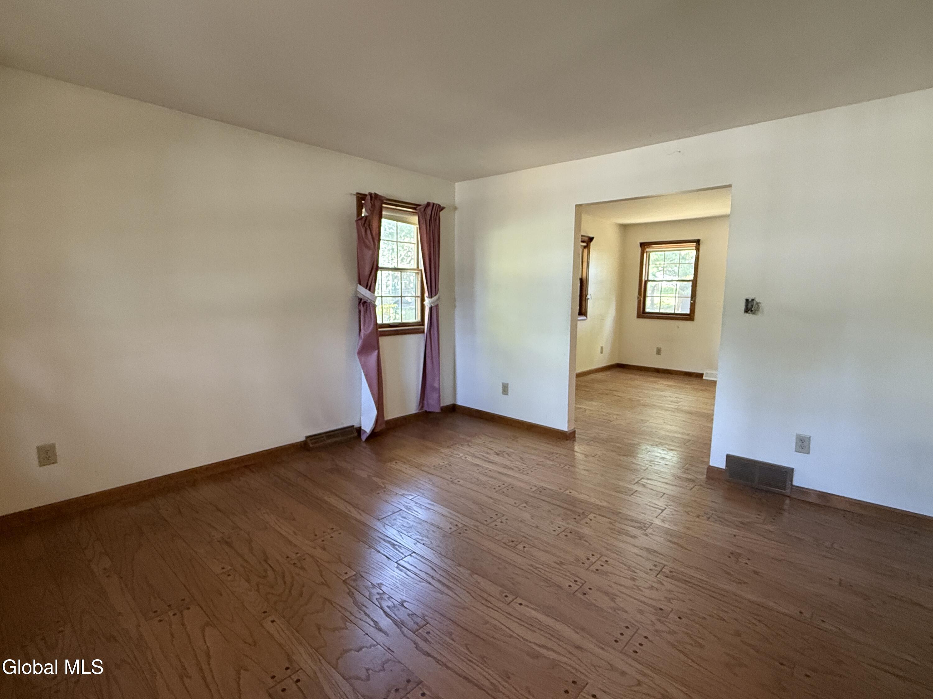 195 Vly Road Schenectady, NY 12309 - Photo 16 of 60 IMG_0241