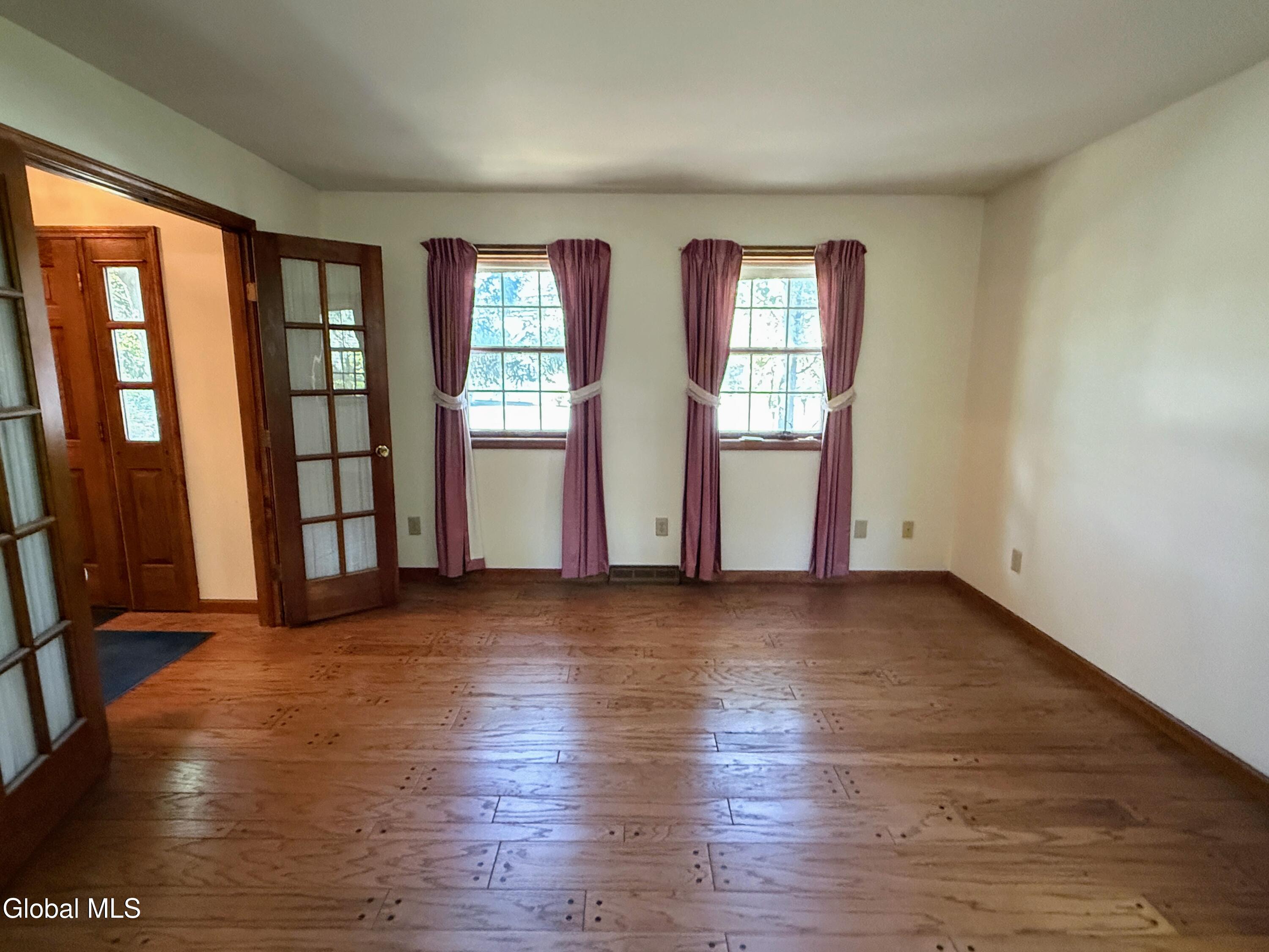 195 Vly Road Schenectady, NY 12309 - Photo 18 of 60 IMG_0244