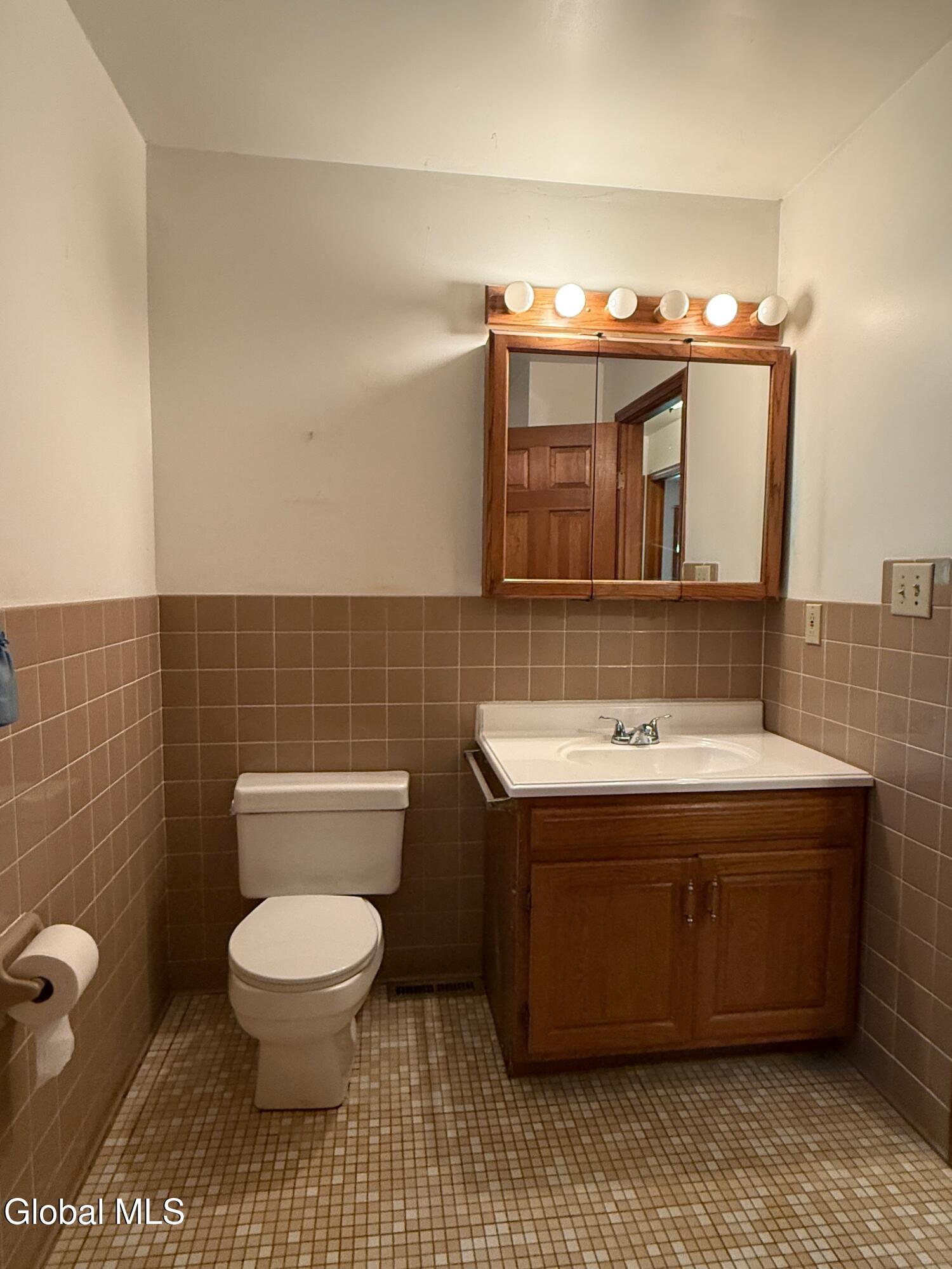 195 Vly Road Schenectady, NY 12309 - Photo 26 of 60 IMG_0256