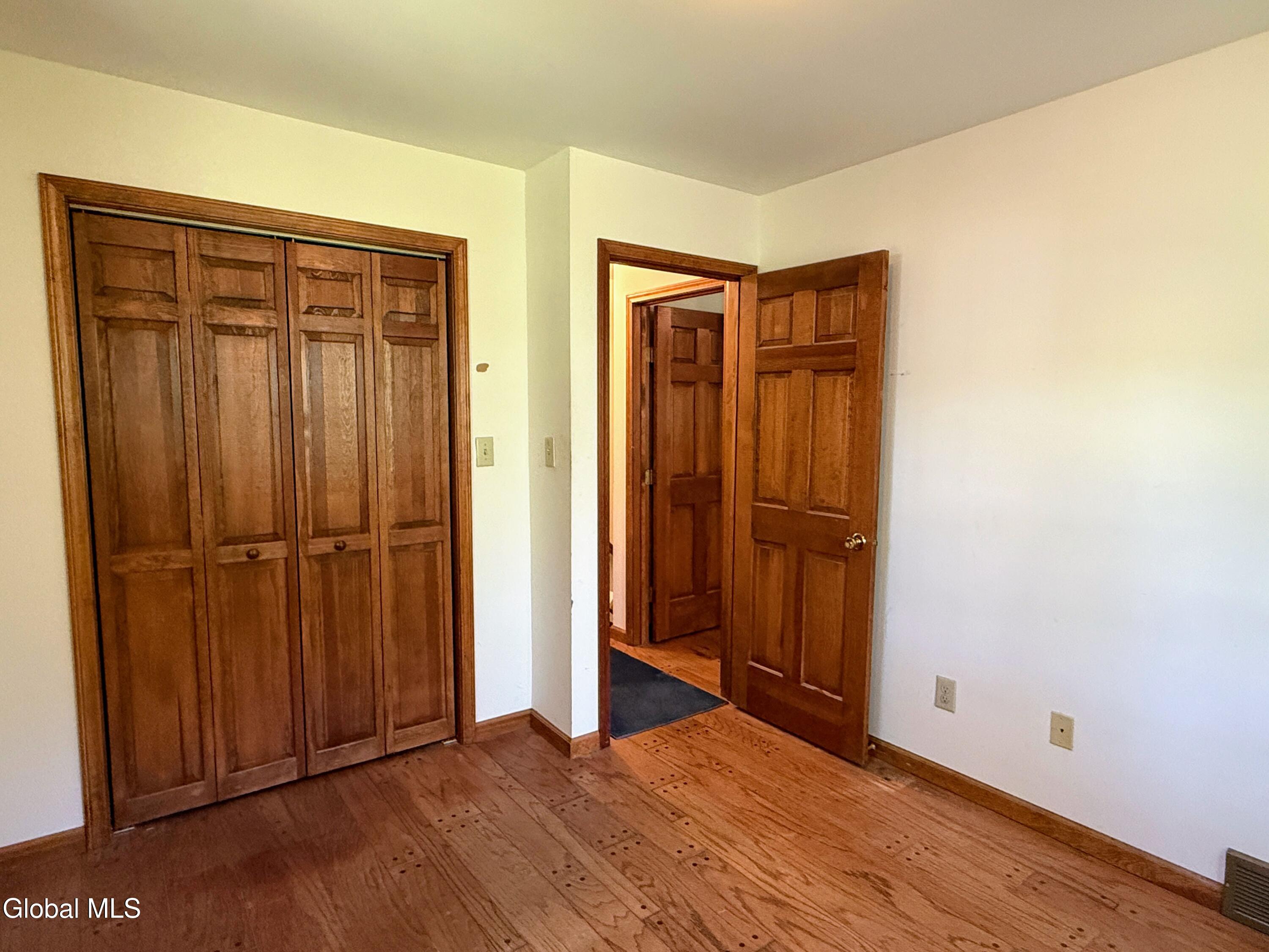 195 Vly Road Schenectady, NY 12309 - Photo 39 of 60 IMG_0276