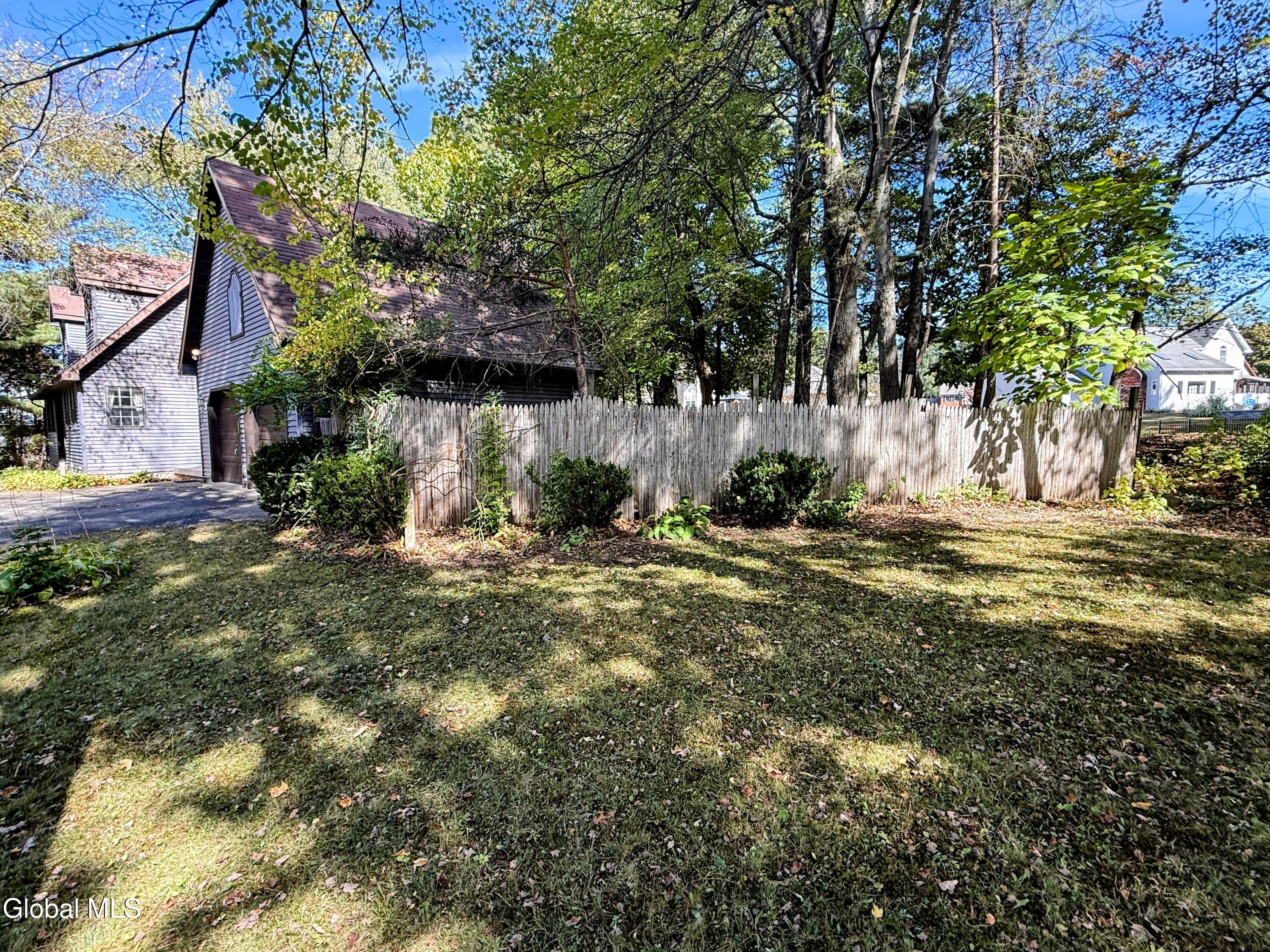 195 Vly Road Schenectady, NY 12309 - Photo 58 of 60 IMG_0297-EDIT