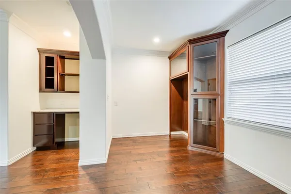 $4,250 | 917 Crestview Drive, Coppell, TX 75019