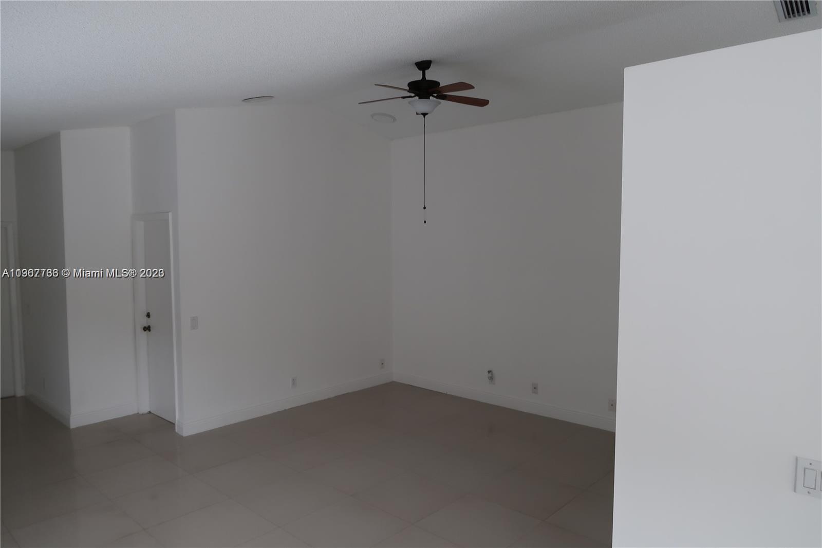 The Ridges Weston, FL 33331 - Photo 20 of 27