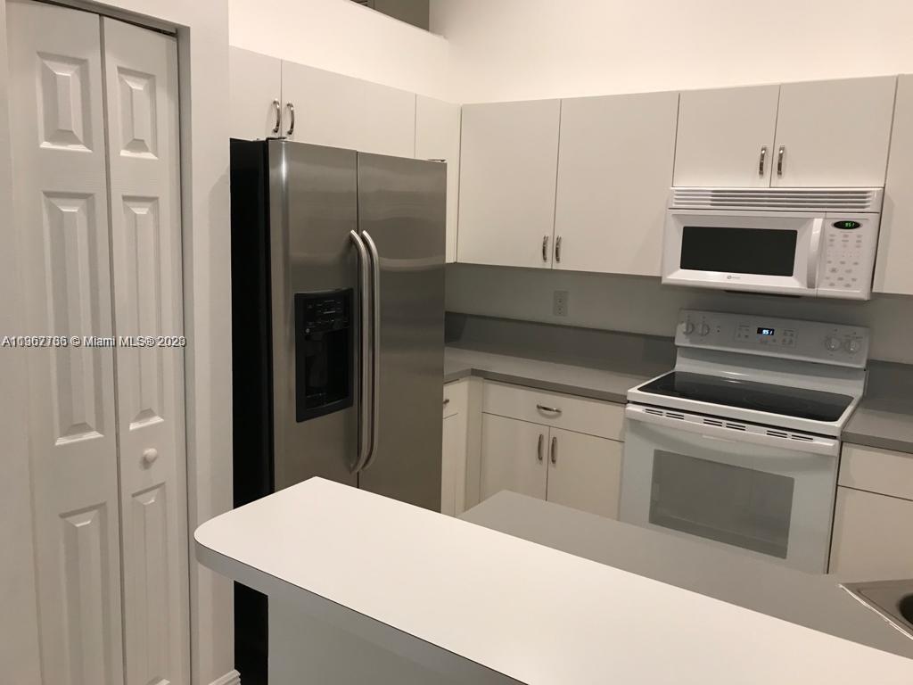 The Ridges Weston, FL 33331 - Photo 7 of 27