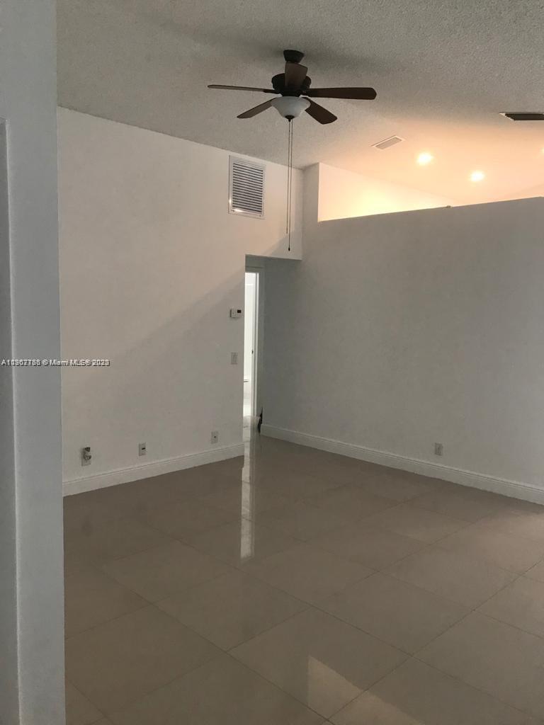 The Ridges Weston, FL 33331 - Photo 10 of 27