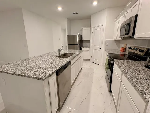 $2,050 | 3542 Evening Star Drive, Winter Haven, FL 33881