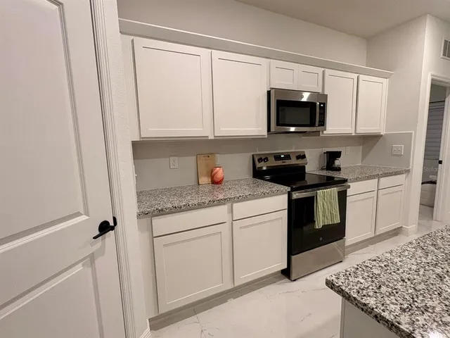 $2,050 | 3542 Evening Star Drive, Winter Haven, FL 33881