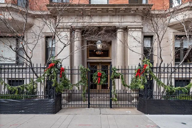 $11,500 | 1210 North Astor Street, Unit 3A, Chicago, IL 60610