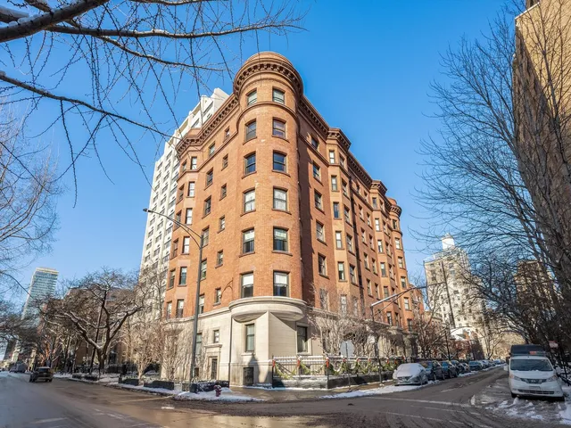 $11,500 | 1210 North Astor Street, Unit 3A, Chicago, IL 60610
