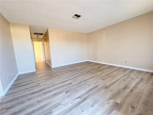 $1,450 | 1913 Allen Avenue, Henderson, NV 89011