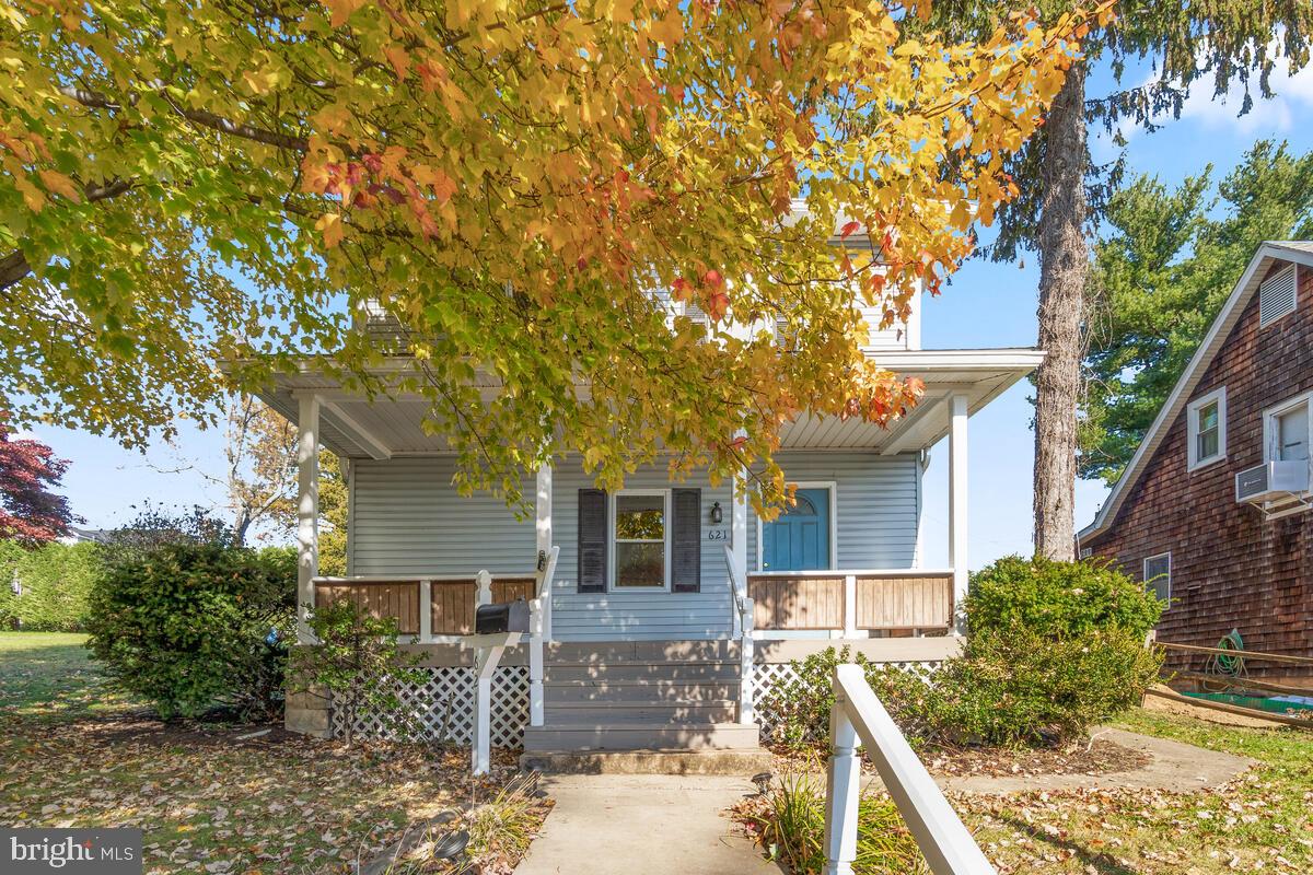 621 Coleraine Road Baltimore, MD 21229 - Photo 3 of 45