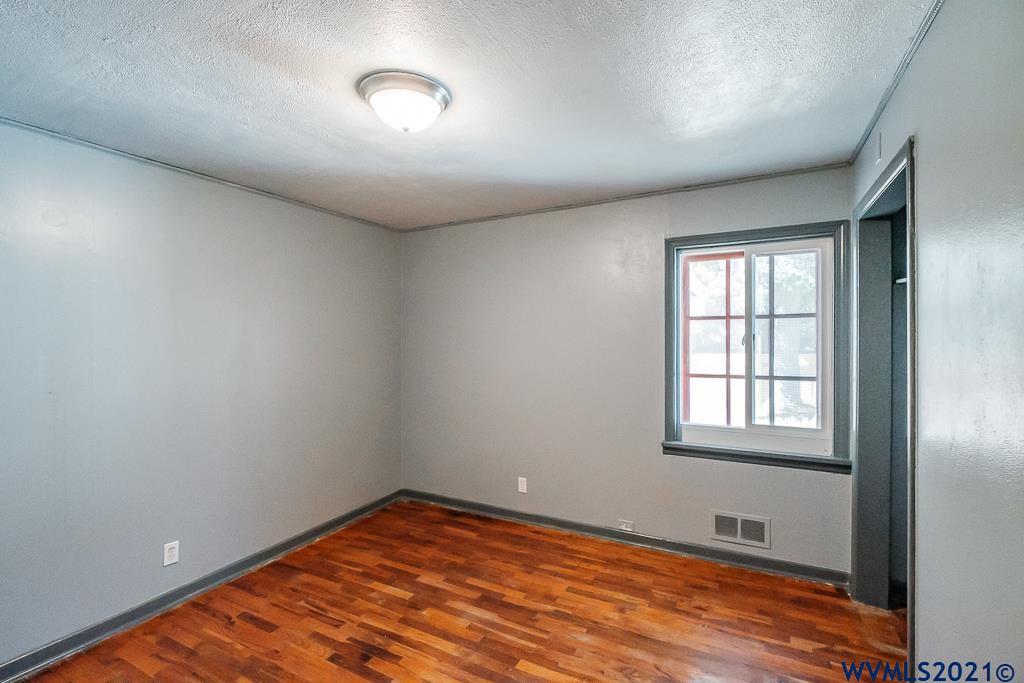 1370 Gale Street Southwest Albany, OR 97321 - Photo 22 of 42 Gallery Image 22