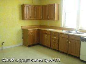 25310 Ripley Street Umbarger, TX 79091 - Photo 4 of 8 kitchen