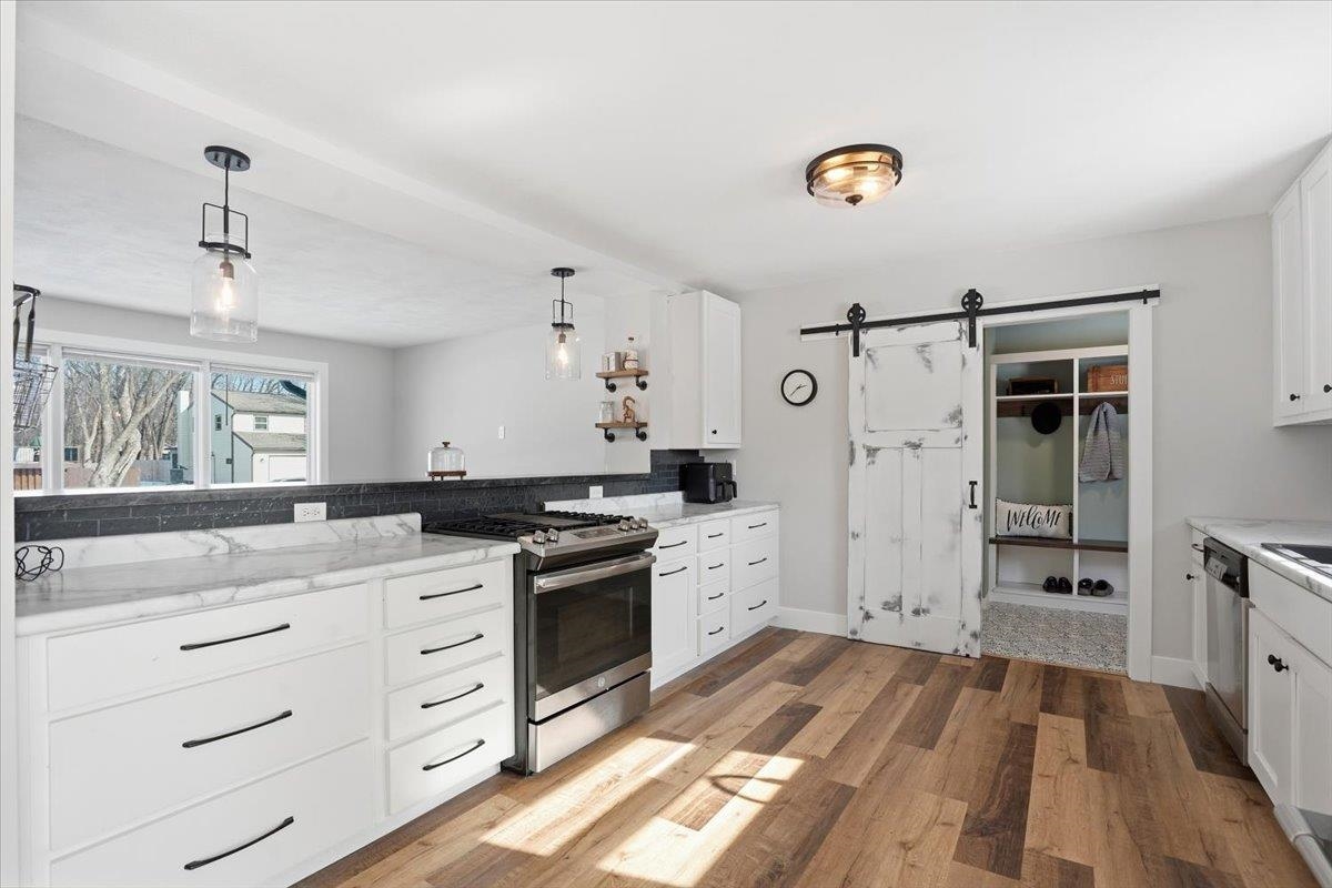 1515 Calico Lane Sun Prairie, WI 53590 - Photo 13 of 48