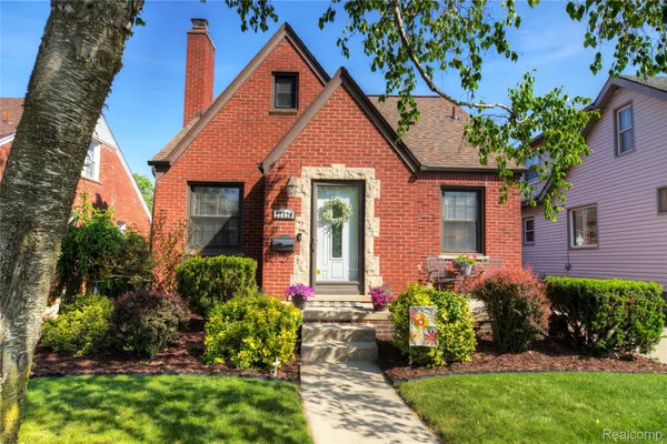 $360,000 | 22720 Wellington Street, Dearborn, MI 48124