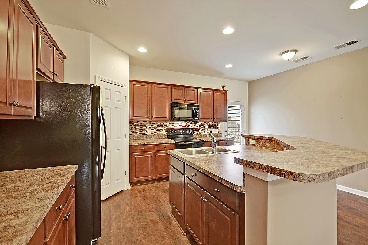 1151 Flyway Road Summerville, SC 29483 - Photo 7 of 25 CREM_1151 Flyway_017