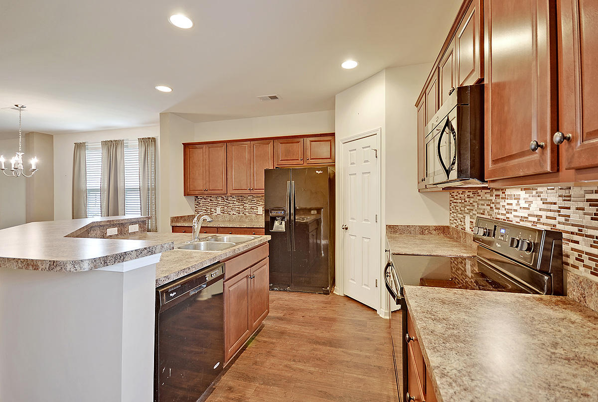 1151 Flyway Road Summerville, SC 29483 - Photo 8 of 25 CREM_1151 Flyway_018