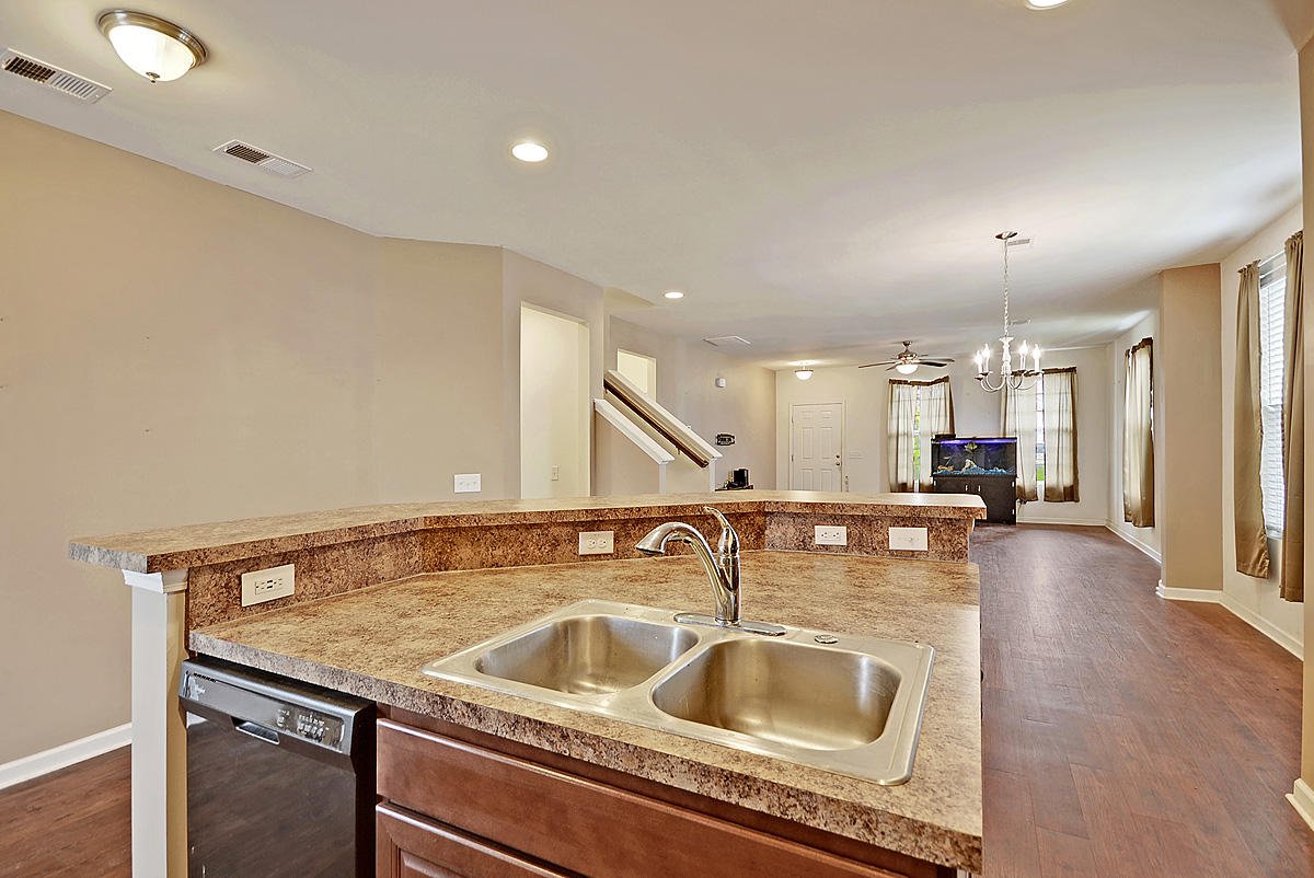 1151 Flyway Road Summerville, SC 29483 - Photo 9 of 25 CREM_1151 Flyway_019