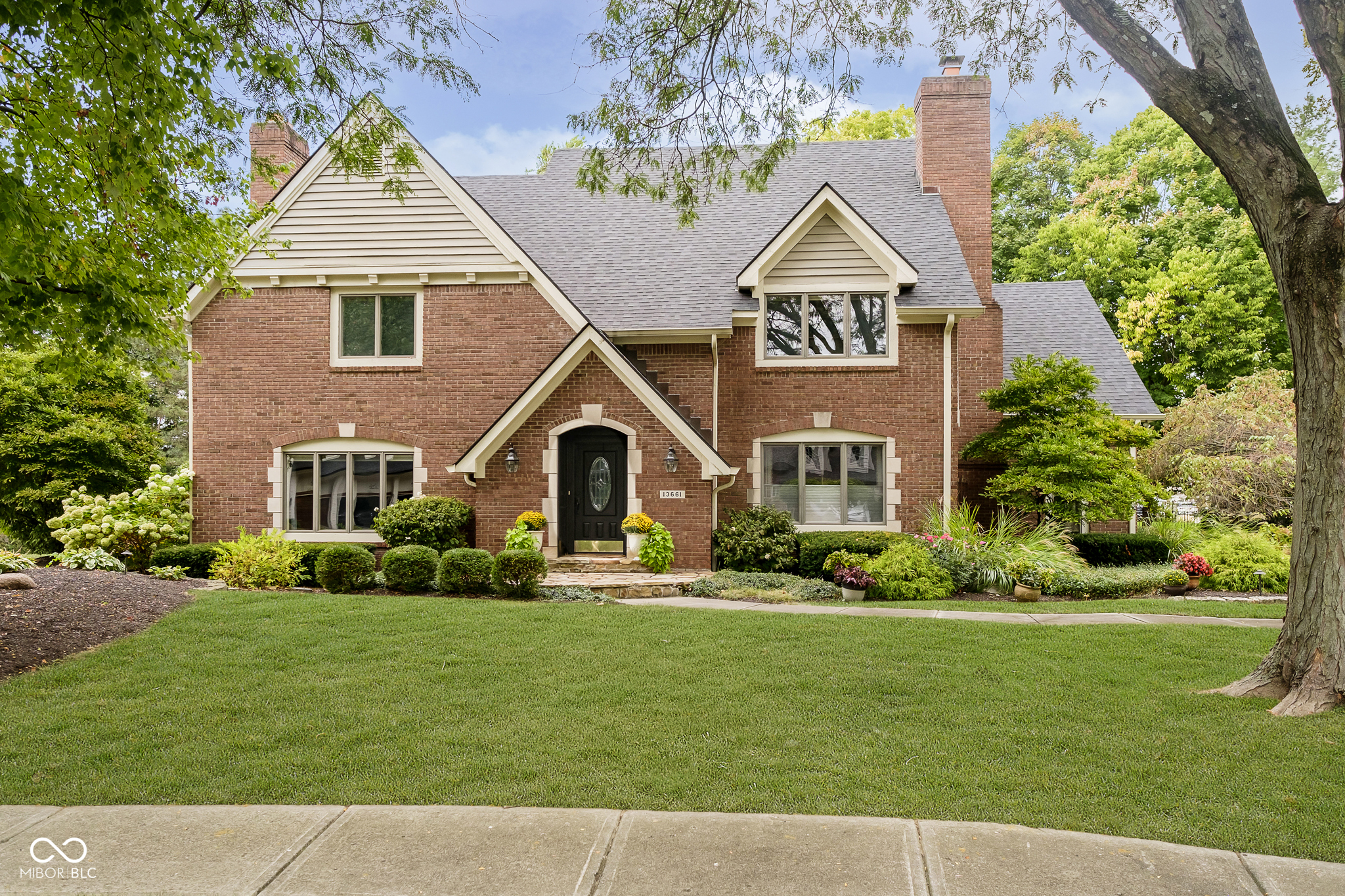 13661 Smokey Ridge Place Carmel, IN 46033 - Photo 1 of 38