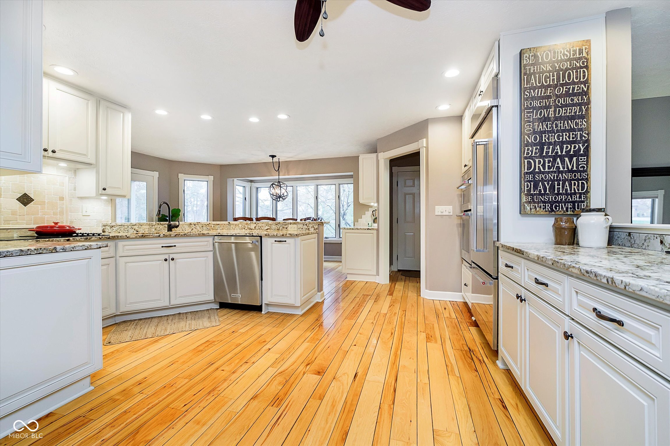 13661 Smokey Ridge Place Carmel, IN 46033 - Photo 2 of 38