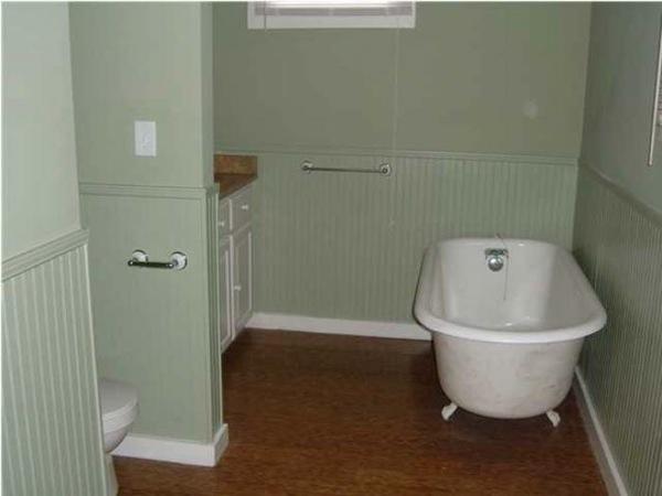 149 Spring Street Charleston, SC 29403 - Photo 19 of 43 A Bathroom 1