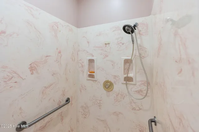 $599,000 | 178 Edgewater Circle, Sunset Beach, NC 28468