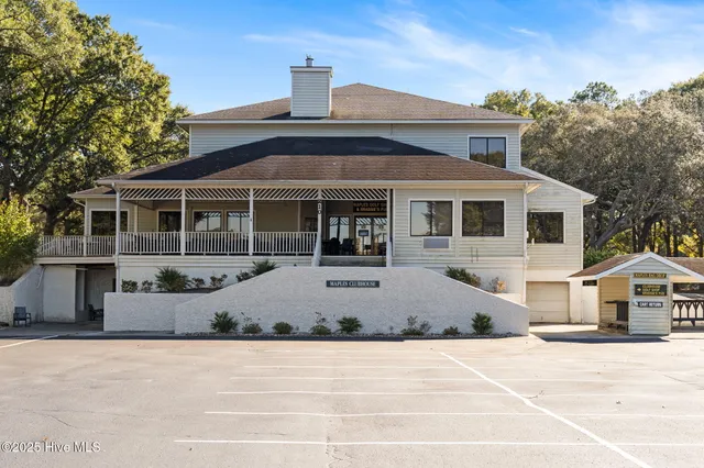 $599,000 | 178 Edgewater Circle, Sunset Beach, NC 28468