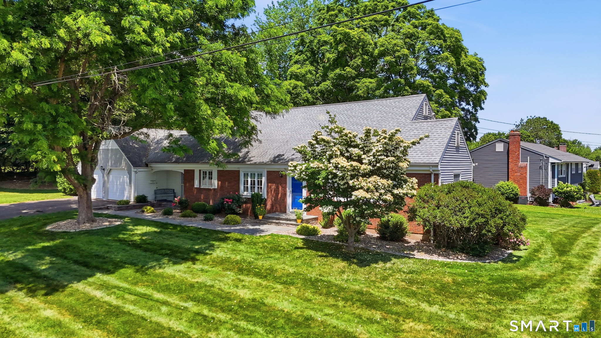 9 Pondside Drive Wethersfield, CT 06109 - Photo 2 of 40