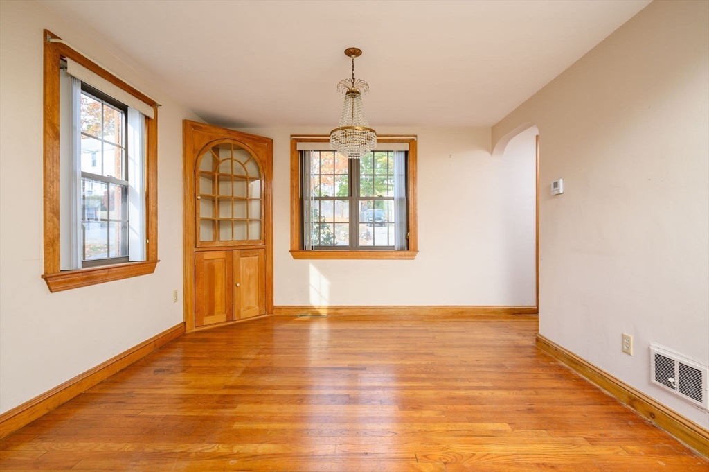 15 Edgehill Road Braintree, MA 02184 - Photo 6 of 31 Gallery Image 6