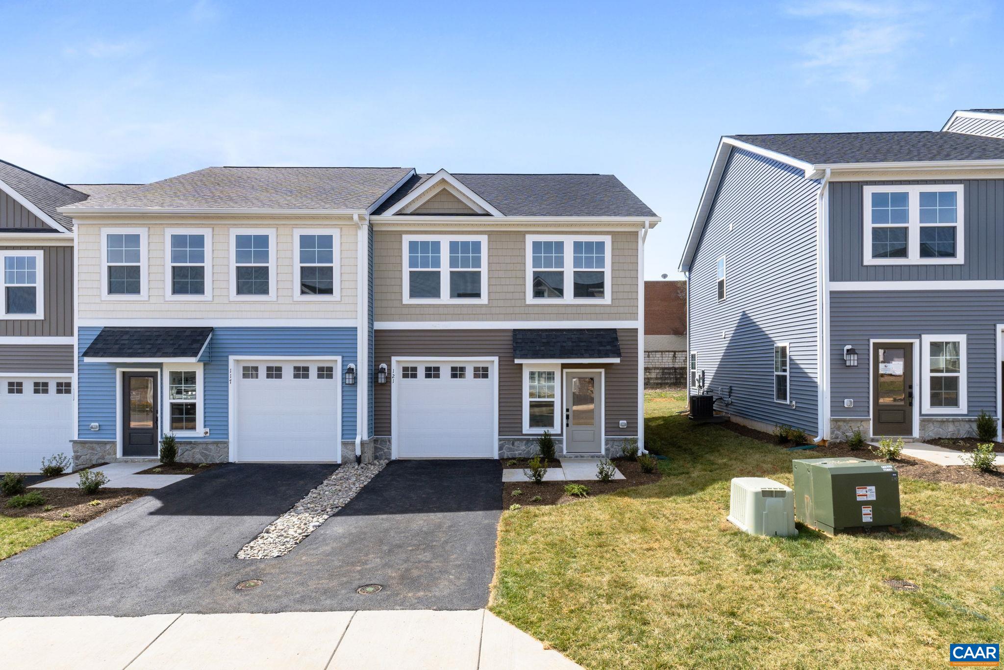 321 Ridgeline Drive Waynesboro, VA 22980 - Photo 2 of 33 Gallery Image 2