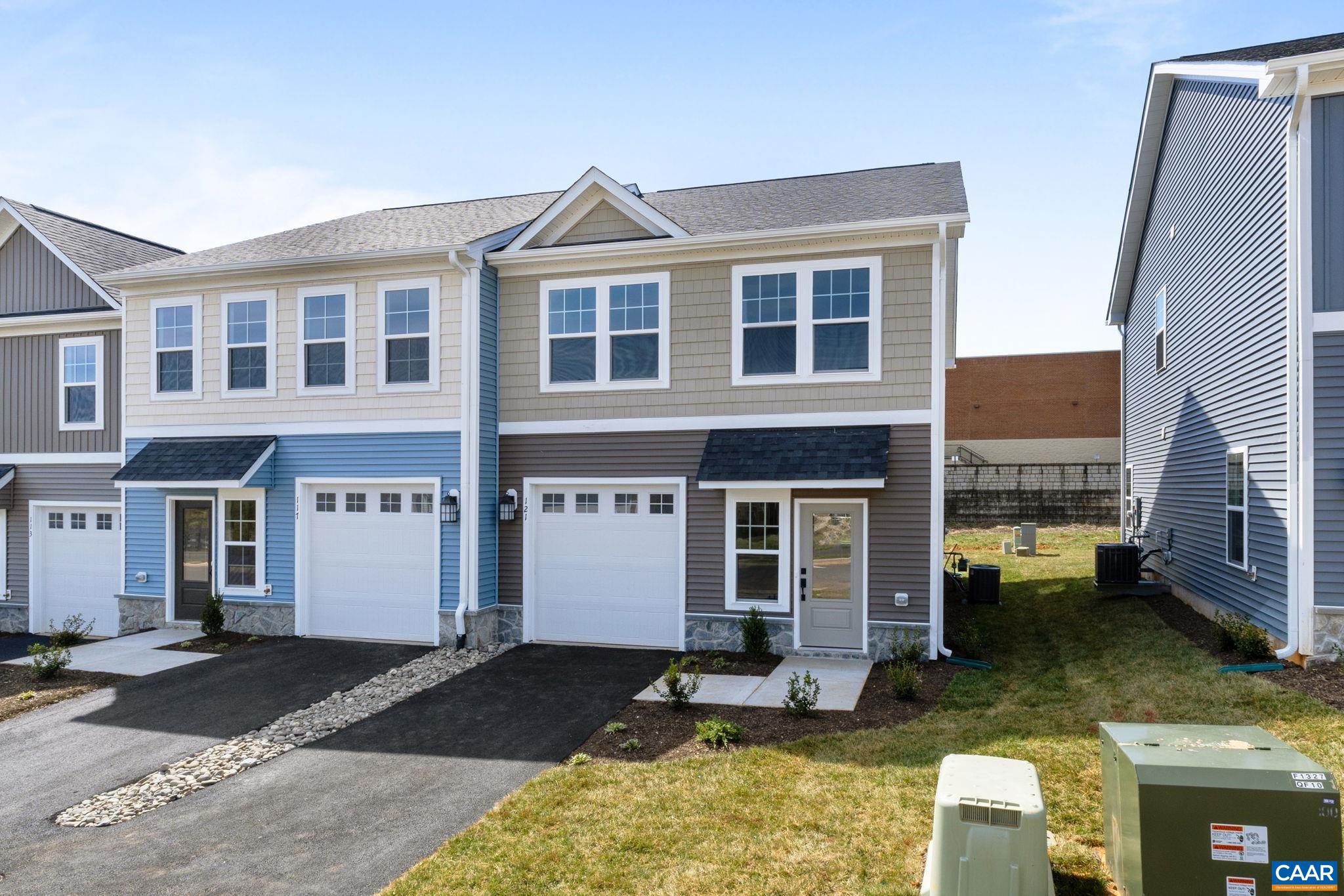 321 Ridgeline Drive Waynesboro, VA 22980 - Photo 4 of 33 Gallery Image 4