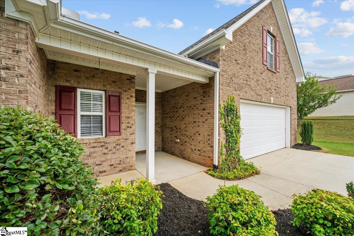 101 Giants Ridge Road Easley, SC 29642 - Photo 4 of 33