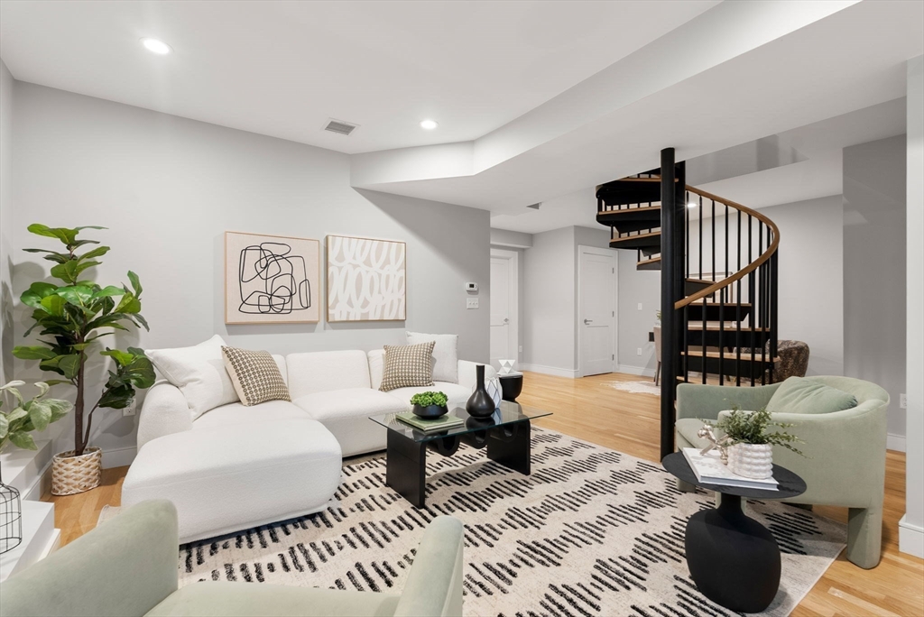 1896 Beacon Street, Unit 1 Brookline, MA 02445 - Photo 12 of 19