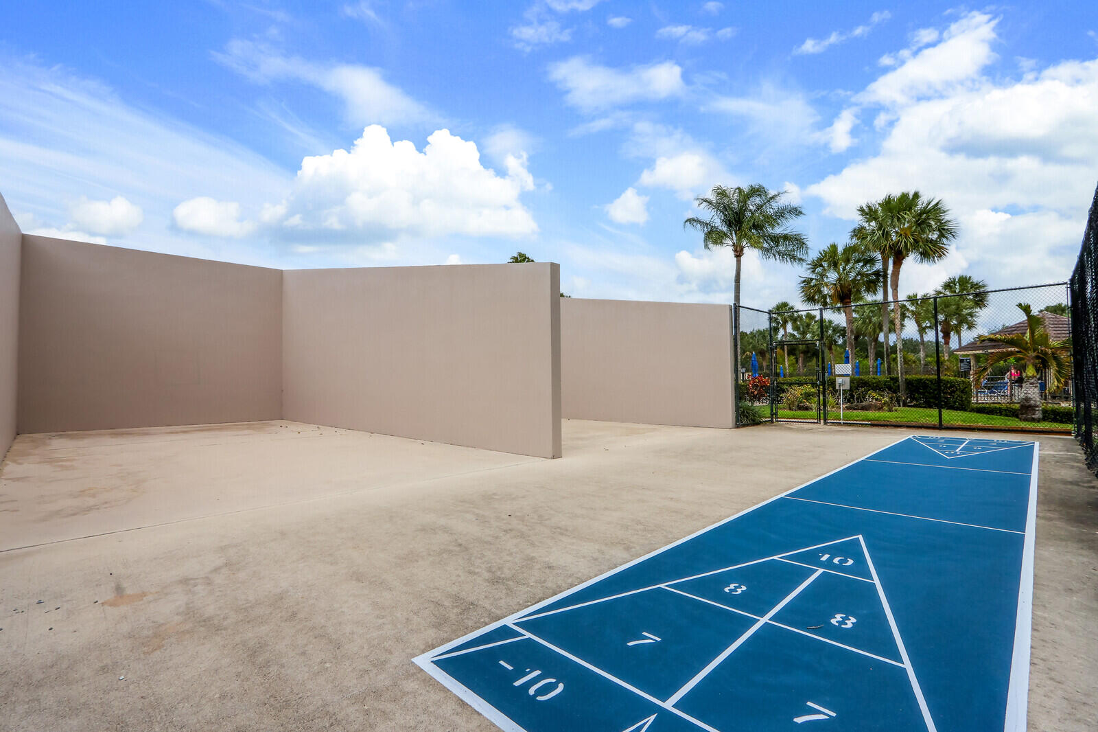 2005 20th Court Jupiter, FL 33477 - Photo 24 of 25 Racketball and Shuffleboard