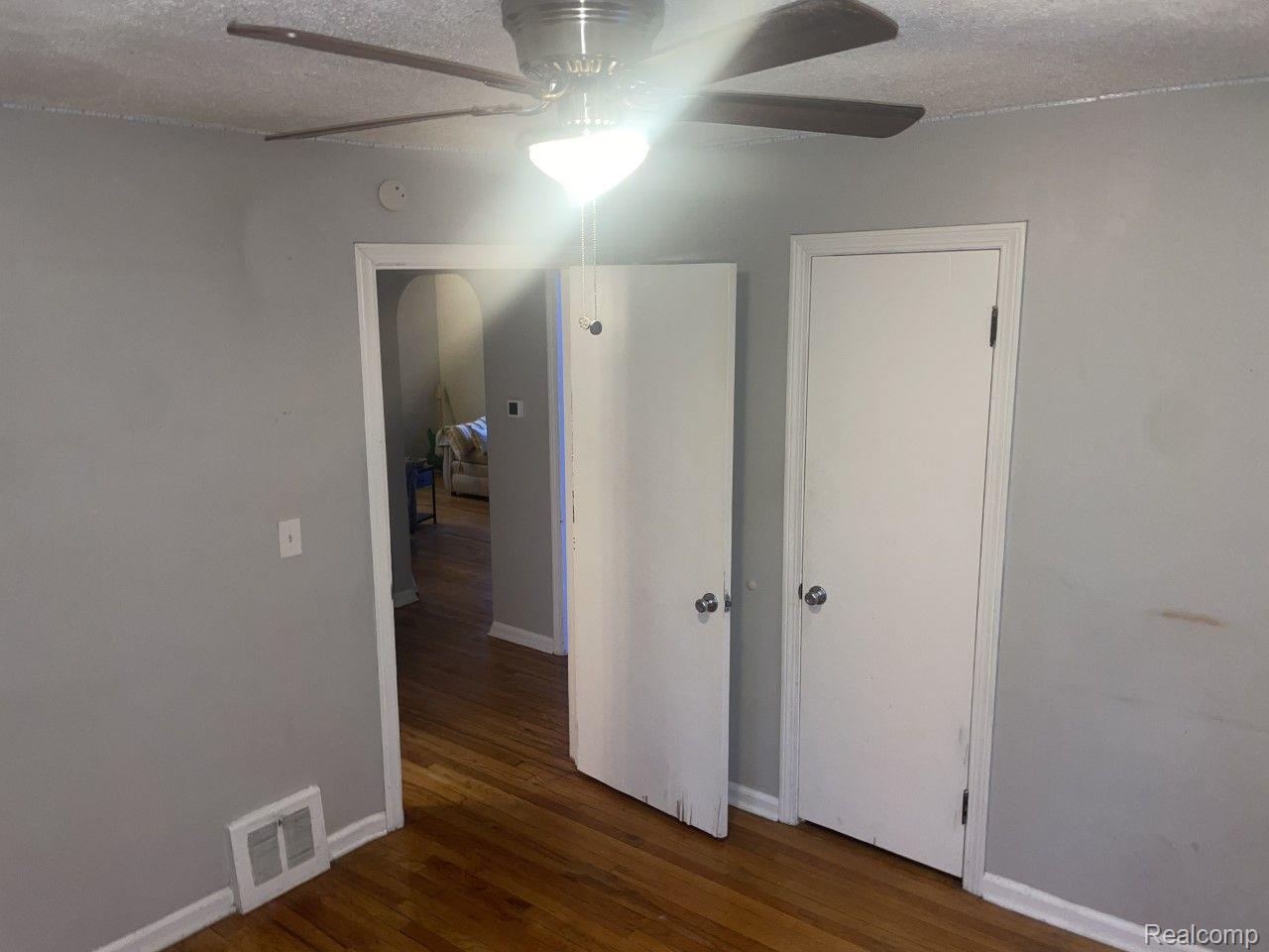 3918 Red Arrow Road Flint, MI 48507 - Photo 10 of 17 Gallery Image 10