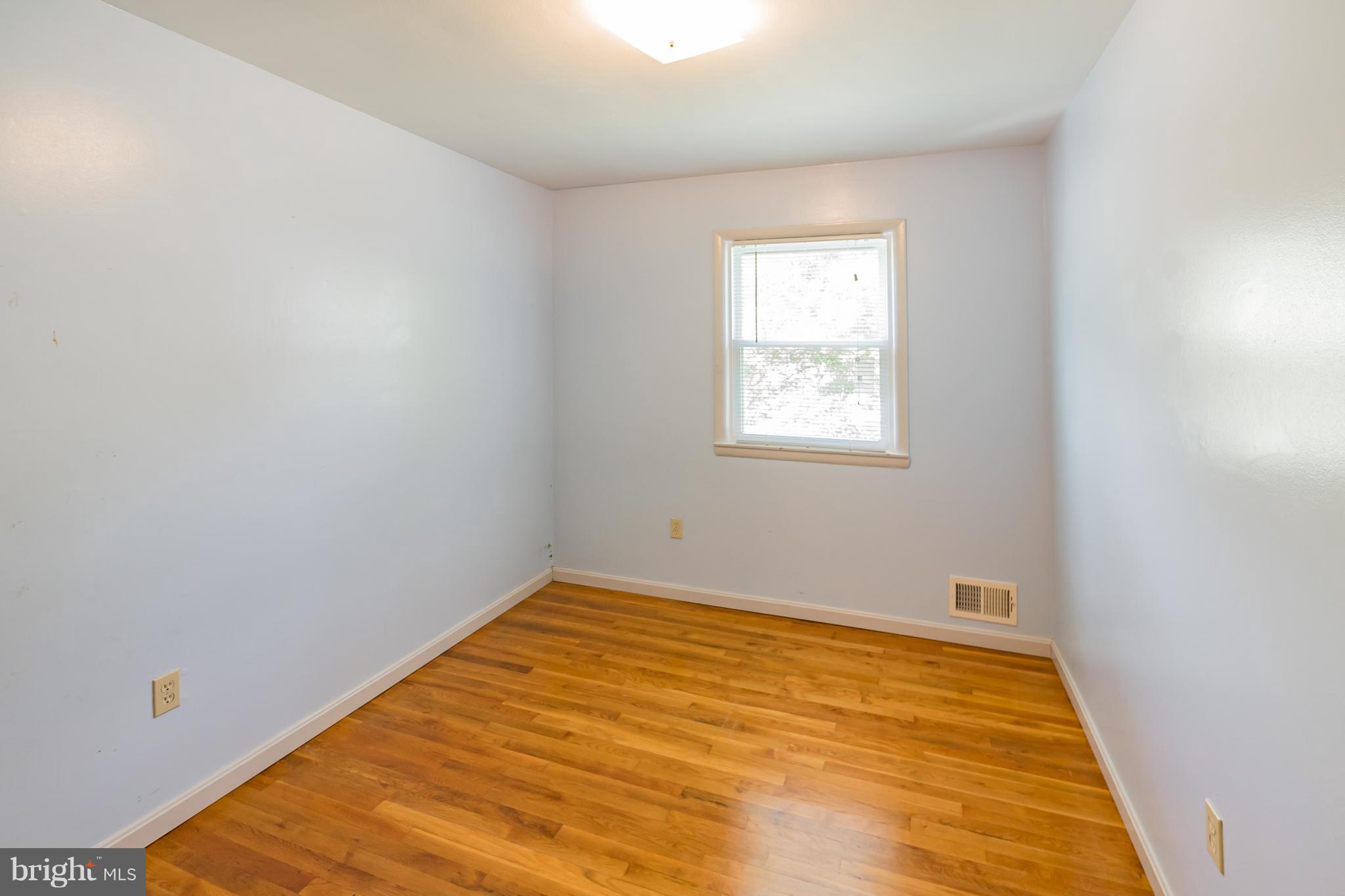 11519 Taber Street Silver Spring, MD 20902 - Photo 14 of 28 Bedroom