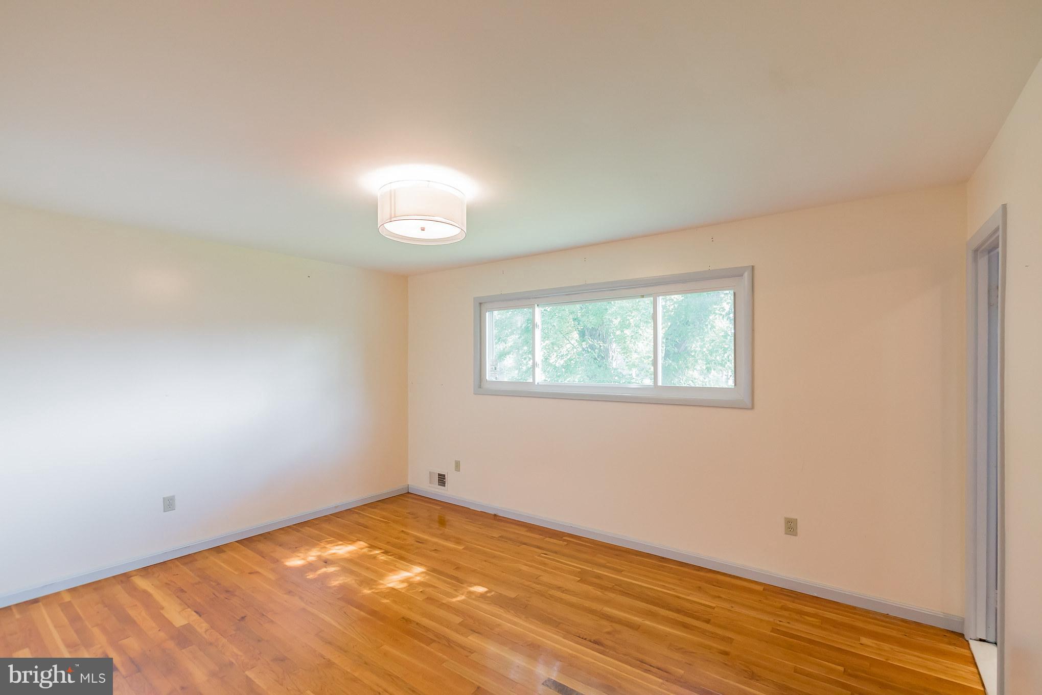 11519 Taber Street Silver Spring, MD 20902 - Photo 17 of 28 Bedroom (Master)
