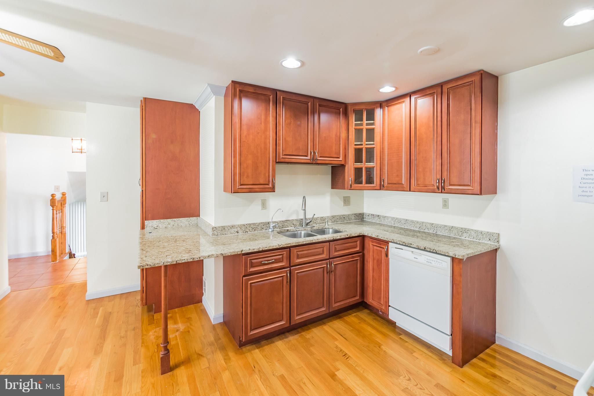 11519 Taber Street Silver Spring, MD 20902 - Photo 4 of 28 Kitchen