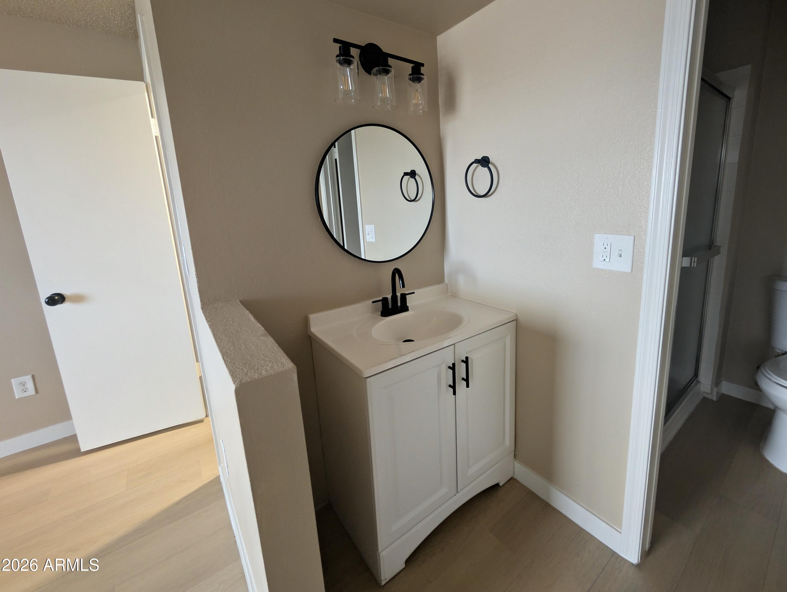 533 West Guadalupe Road, Unit 2016 Mesa, AZ 85210 - Photo 10 of 16 PXL_20260205_191844370~2