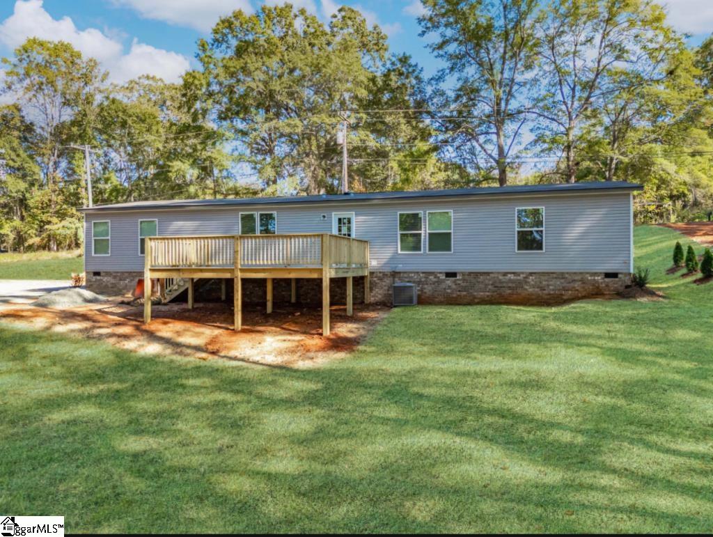 2578 John Dodd Road Wellford, SC 29385 - Photo 3 of 25