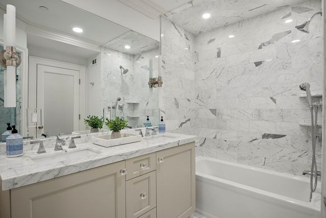 $2,025,000 | 361 Beacon Street, Unit 1, Boston, MA 02116