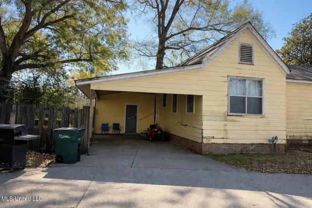 $79,900 | 106 Martin Luther King Drive, Columbia, MS 39429