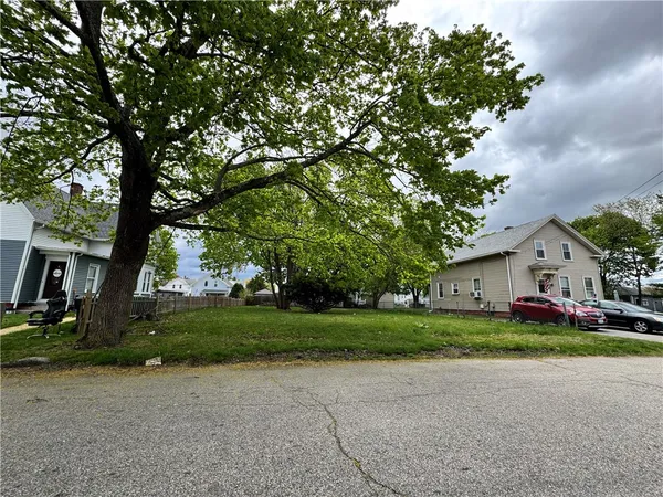 $189,900 | 0 Cottage Street, Warwick, RI 02886