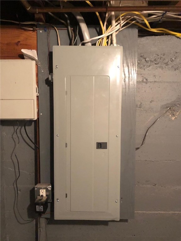 146 Power Road Pawtucket, RI 02860 - Photo 20 of 23 Gallery Image 20