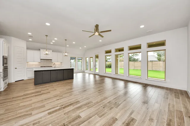 $3,500 | 2719 Country Lane, Katy, TX 77493