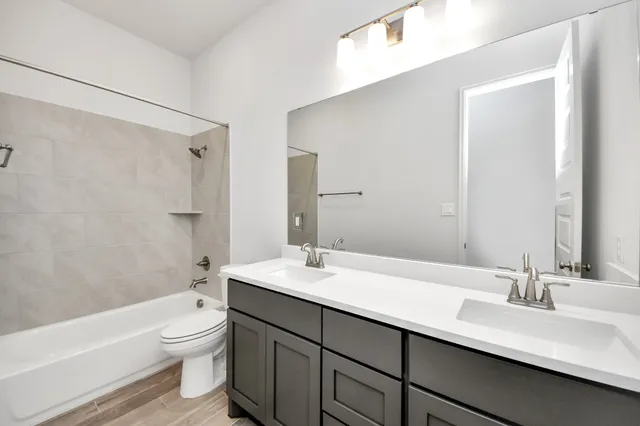 $3,500 | 2719 Country Lane, Katy, TX 77493