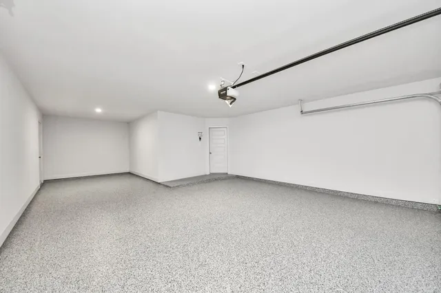 $3,500 | 2719 Country Lane, Katy, TX 77493