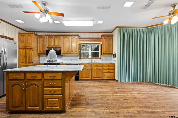 $439,000 | 450 Johnson Street, Tatum, TX 75691