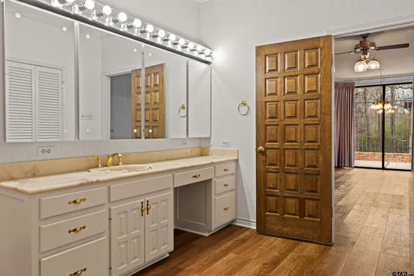 $439,000 | 450 Johnson Street, Tatum, TX 75691